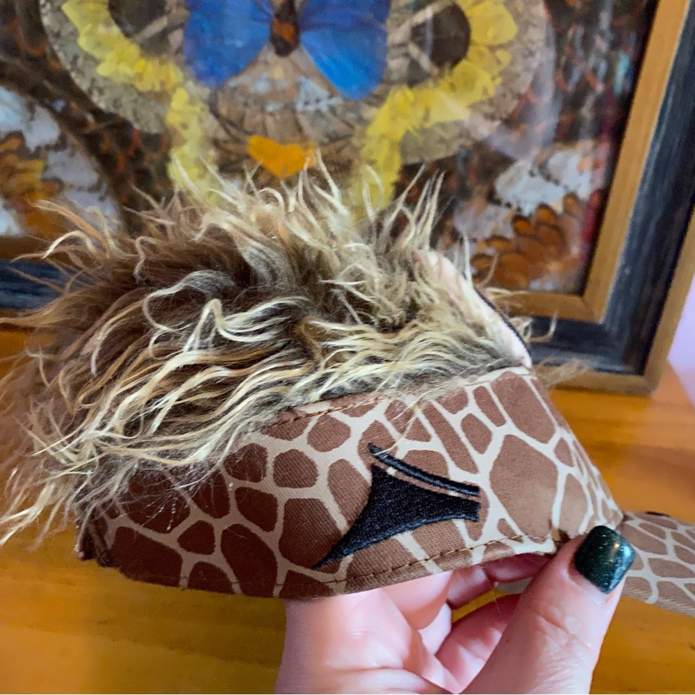 SOLD Flair Hair Mens Golf Sun Visor Cap with Fake Hair Wig Faux Fur Giraffe - Picture 6 of 9